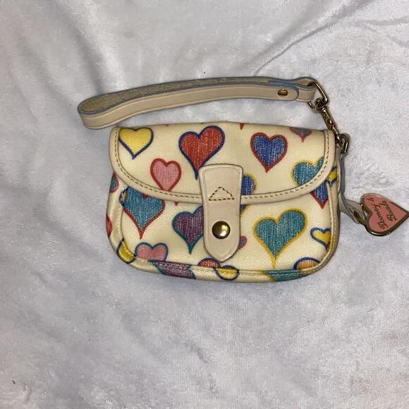 Vintage Hearts Dooney And Bourke Wristlet Wallet Pouch - Picture 1 of 12